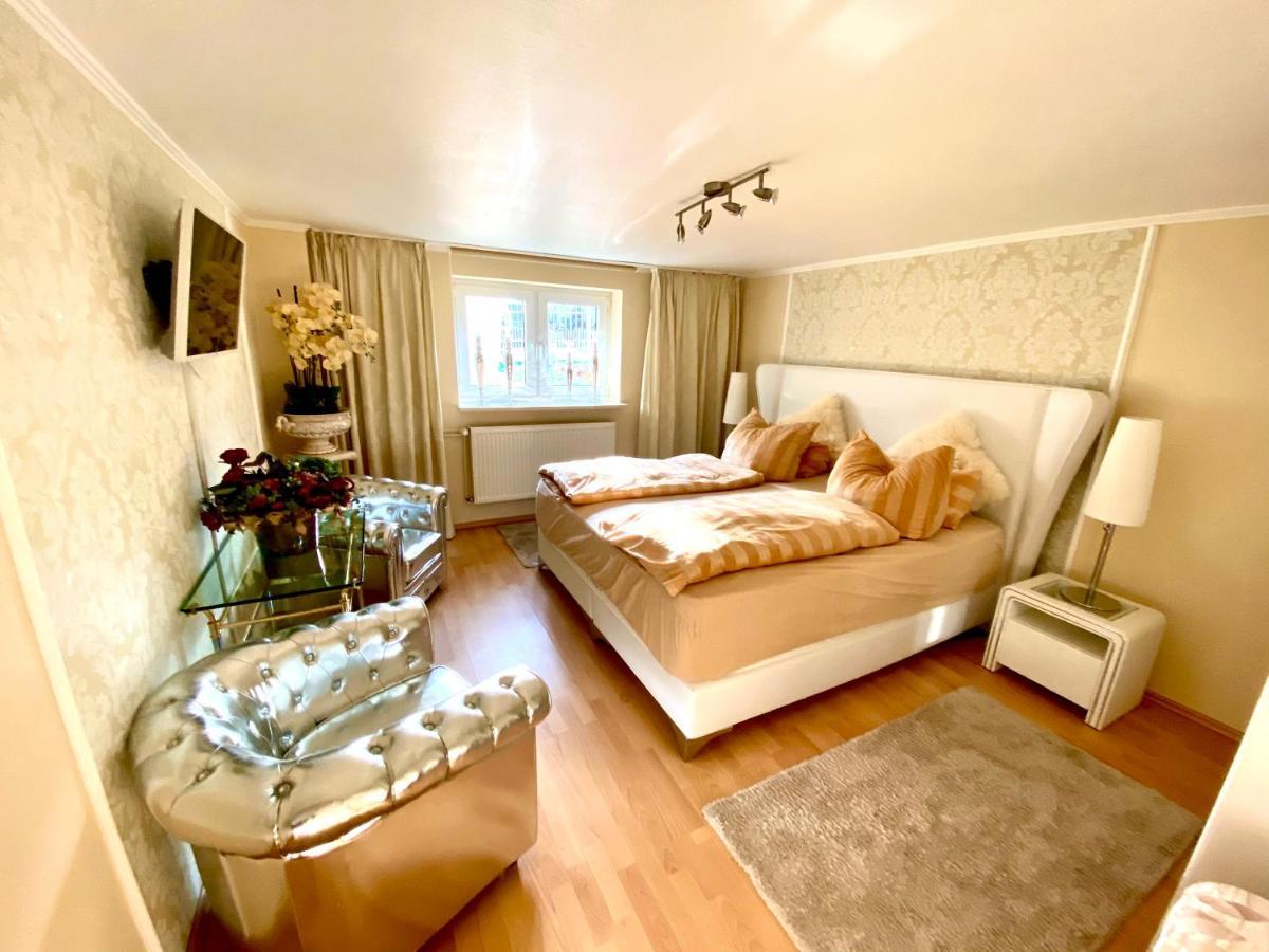 Tiffany'S Ferienapartments Sind Alles, Ausser... Gewoehnlich!!! Timmendorfer Strand Exteriör bild